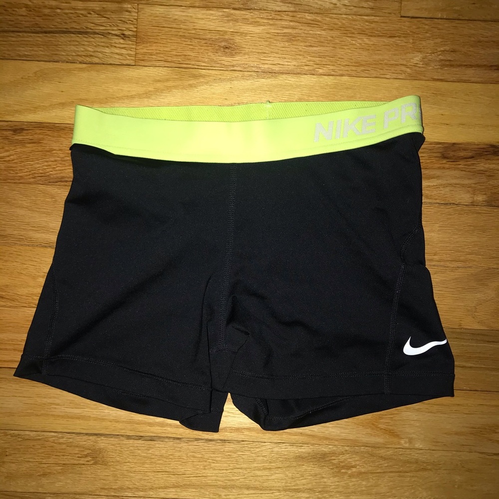 NIKE PRO Spandex Runnig Shorts